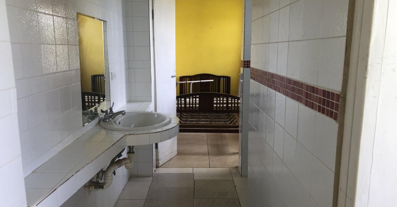 Senior Citizens yellow bathroom