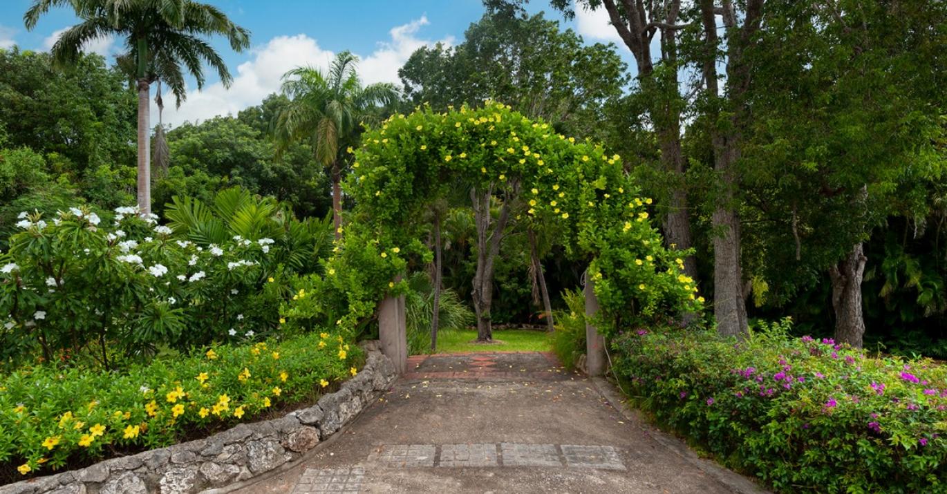 Falcon Crest Arbor Path