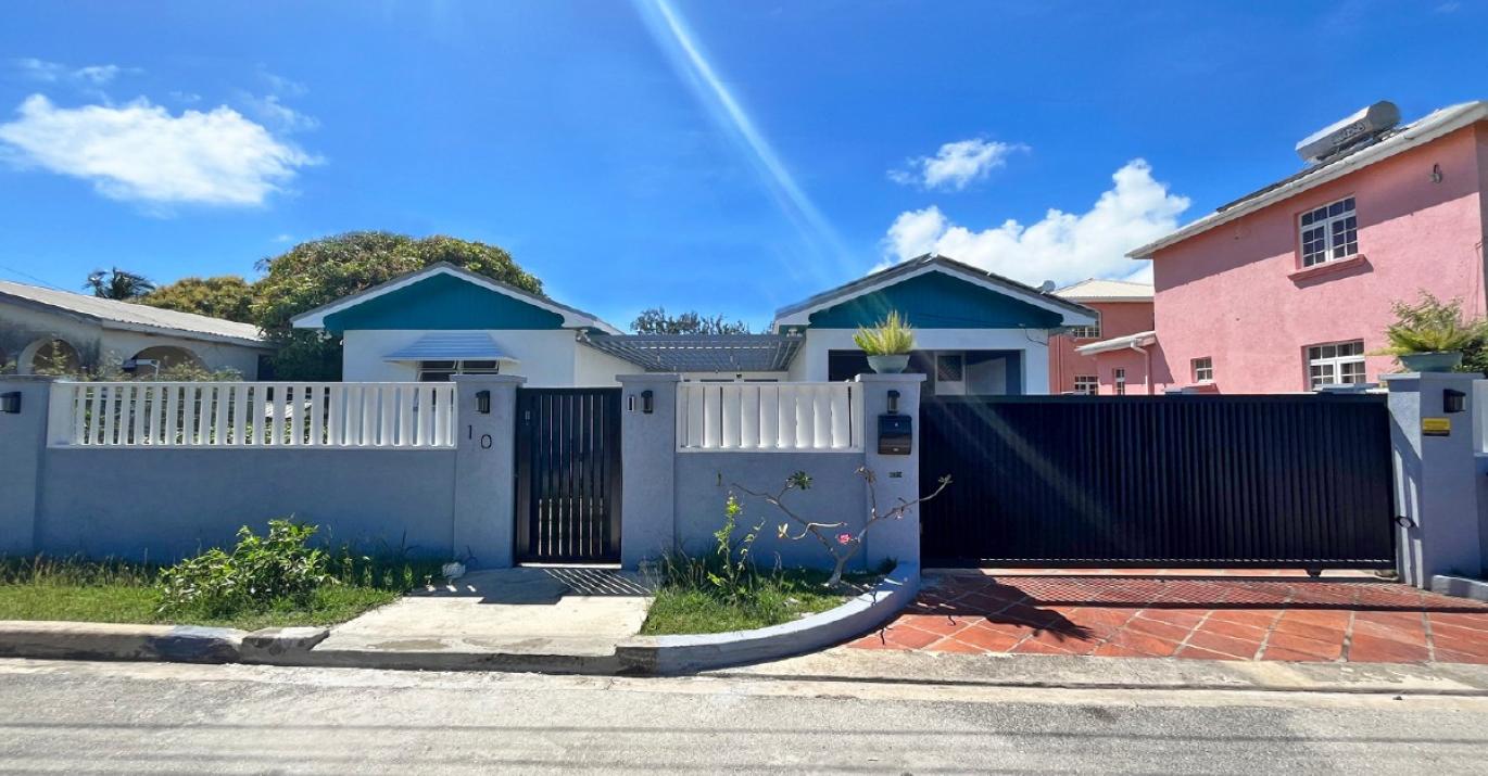 Enterprise Gardens Lot 10 Renovated Upgraded Single Storey Residential Sale